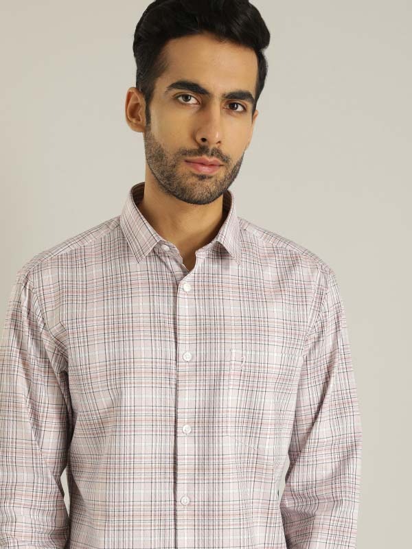 Indian Terrain Men Checkered Pink Shirt